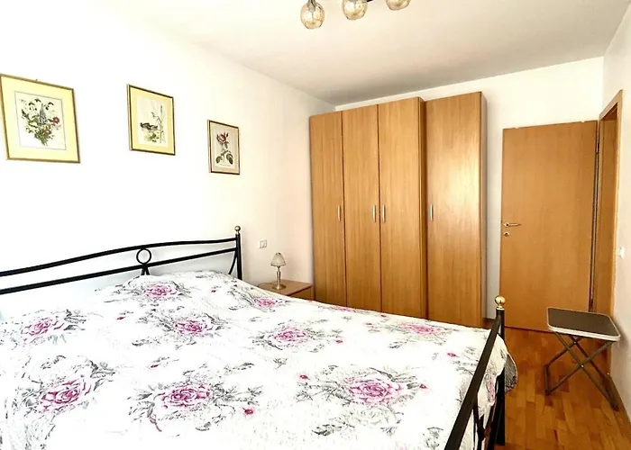 Flat Klara Apartment